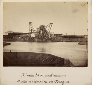 Kilomètre 34 au canal maritime. Atelier de réparation des dragues ; © Musée national de la Marine ; © Patrick Dantec