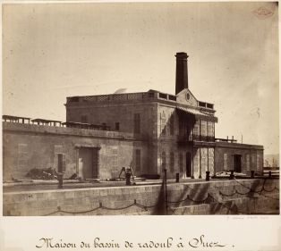 Maison du bassin de radoub à Suez ; © Musée national de la Marine ; © Patrick Dantec