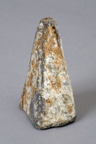 Plomb de sonde (pyramidal) ; © Musée national de la Marine ; © Arnaud Fux