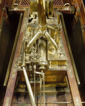 Bateau à vapeur ou pyroscaphe de Jouffroy d'Abbans, chaudière et cylindre-moteur ; © Patrick Dantec