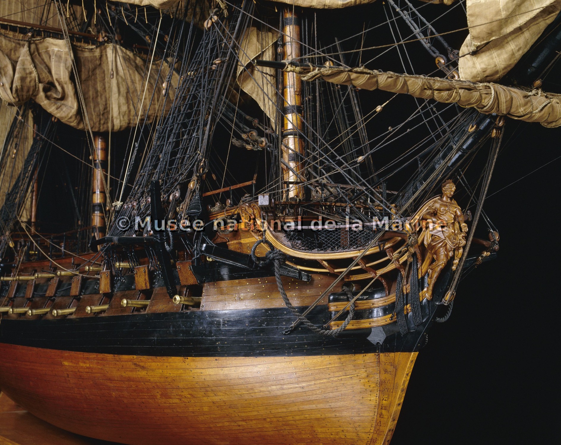 Artésien, vaisseau de 64 canons, 1765, vue de 3/4 avant