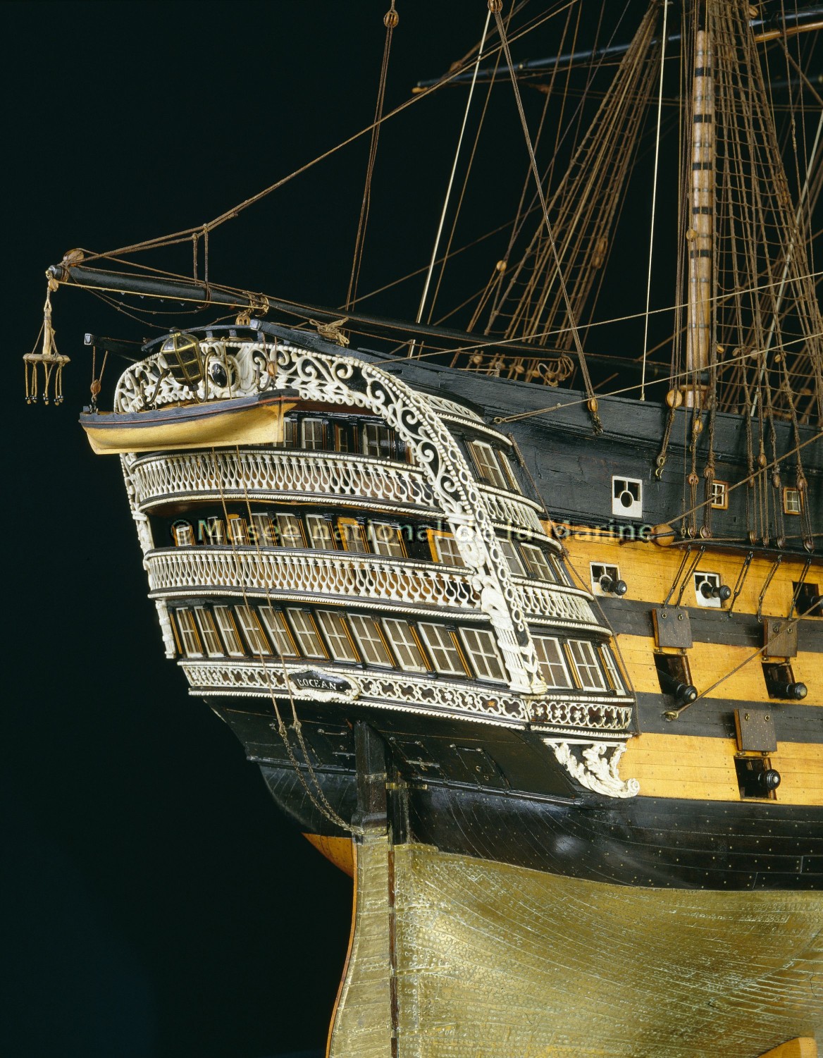 Océan, vaisseau de 118 canons, 1790, vue 3/4 arrière de la poupe
