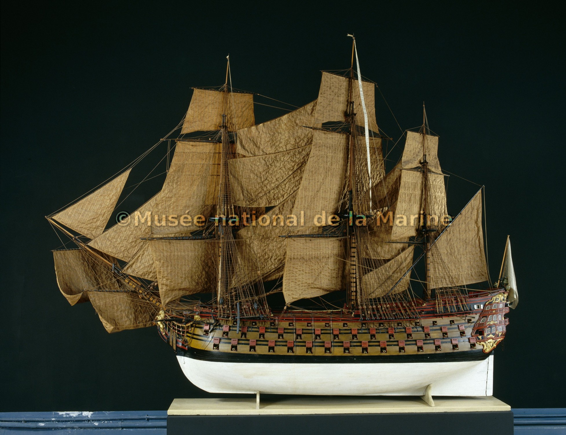 Sans Pareil, vaisseau de 108 canons, 18e siècle, vue de travers babord