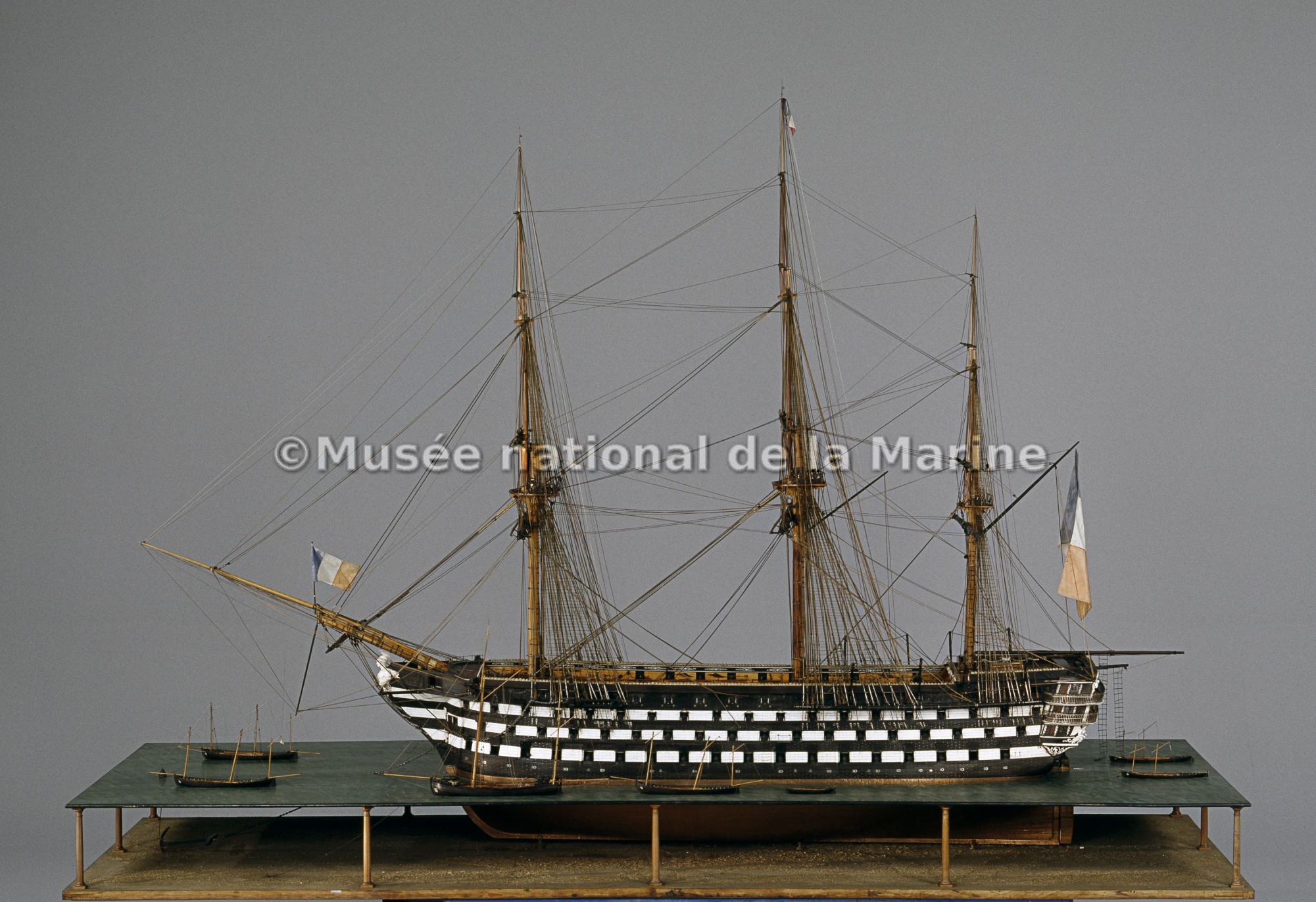 Valmy, vaisseau de 1er rang de 120 canons, 1847, vue travers Td