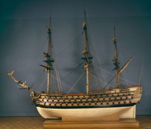 Royal Louis, vaisseau, vers 1770, vue de travers babord ; © Arnaud Fux