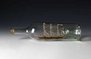 Trois-mâts barque, bateau en bouteille ; © Arnaud Fux ; © Musée national de la Marine