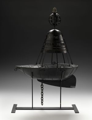 Bouée-bateau de signalisation ; © Arnaud Fux ; © Musée national de la Marine